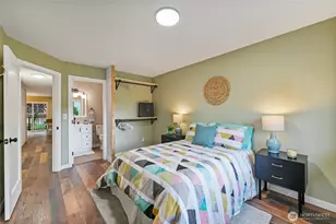 12600 NE 145th St, Kirkland, WA 98034 - Photo 13