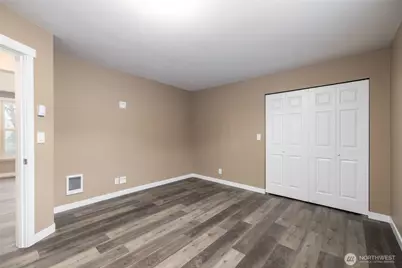 301 N Anacortes Street, Burlington, WA 98233 - Photo 15