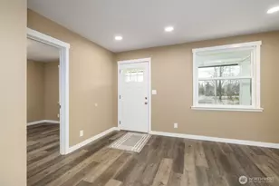 301 N Anacortes St, Burlington, WA 98233 - Photo 7