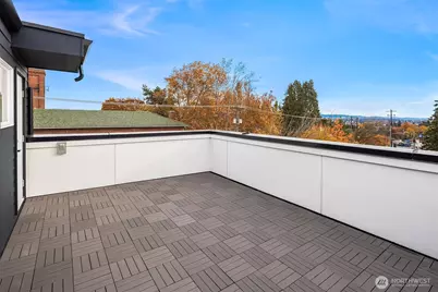 723 18th Avenue, Seattle, WA 98122 - Photo 27