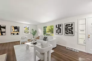 12049 NE 97th St, Kirkland, WA 98033 - Photo 7