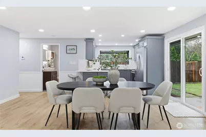 14245 Lake Hills Blvd, Bellevue, WA 98007 - Photo 11