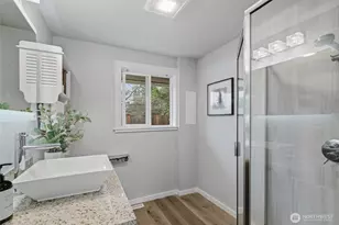 14245 Lake Hills Blvd, Bellevue, WA 98007 - Photo 25