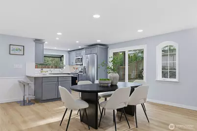 14245 Lake Hills Blvd, Bellevue, WA 98007 - Photo 3