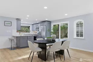 14245 Lake Hills Blvd, Bellevue, WA 98007 - Photo 3