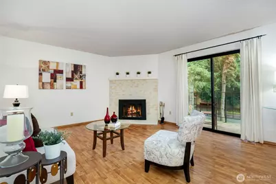 14331 124th Avenue NE #C22, Kirkland, WA 98034 - Photo 3