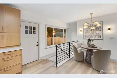 817 26th Avenue, Seattle, WA 98122 - Photo 19