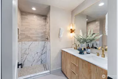 817 26th Avenue, Seattle, WA 98122 - Photo 15