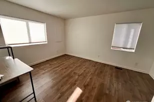 214 S 126th St, Seattle, WA 98168 - Photo 11