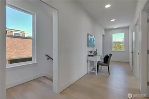 4019 4th Ave NE, Seattle, WA 98105 - Photo 23