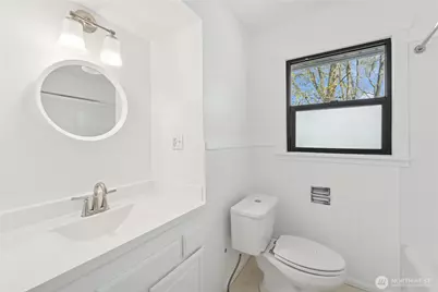 209 W Blaine Street, Seattle, WA 98119 - Photo 25