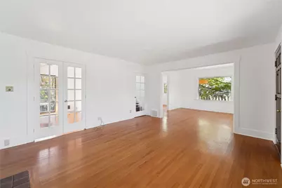 209 W Blaine Street, Seattle, WA 98119 - Photo 7