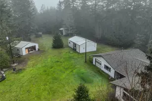 121 E Garys Melody Ln, Shelton, WA 98584 - Photo 7