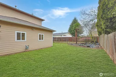 11107 SE 162nd Street #B, Renton, WA 98055 - Photo 15