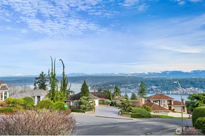 4504 174th Avenue SE, Bellevue, WA 98006 - Photo 5