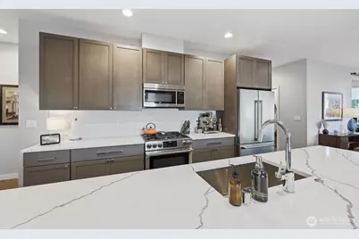 229 NE 185th Street, Shoreline, WA 98155 - Photo 7