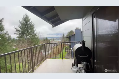3400 Narrows View Lane NE #204, Bremerton, WA 98310 - Photo 21