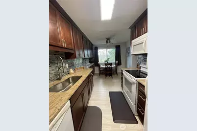 3400 Narrows View Lane NE #204, Bremerton, WA 98310 - Photo 5