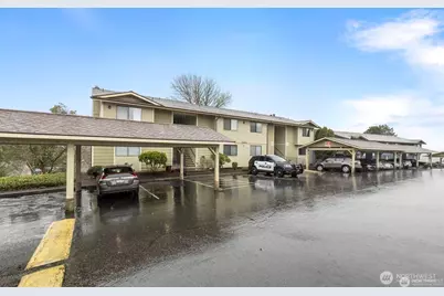 3400 Narrows View Lane NE #204, Bremerton, WA 98310 - Photo 1