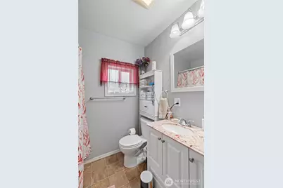 212 E Jefferson Street, Napavine, WA 98565 - Photo 13