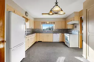 319 E 3rd St, Lind, WA 99341 - Photo 11