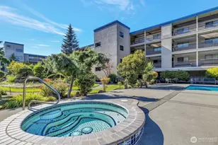 601 S 227th St, Des Moines, WA 98198 - Photo 33