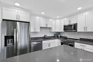 601 S 227th St, Des Moines, WA 98198 - Photo 9