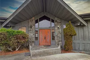 323A Eastlake Rd, Oroville, WA 98844 - Photo 5