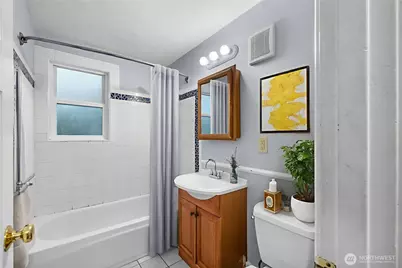 12818 8th Avenue NE, Seattle, WA 98125 - Photo 19