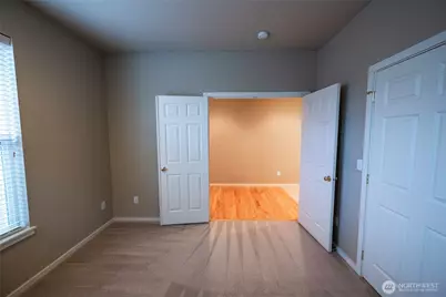 755 SE Heron Drive, College Place, WA 99324 - Photo 5