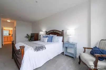 13301 SE 79th Place #B-402, Newcastle, WA 98059 - Photo 11