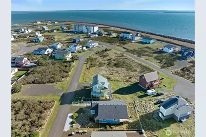 417 Riviera Street SW, Ocean Shores, WA 98569 - Photo 35