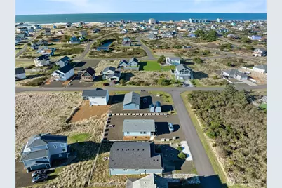 417 Riviera Street SW, Ocean Shores, WA 98569 - Photo 33