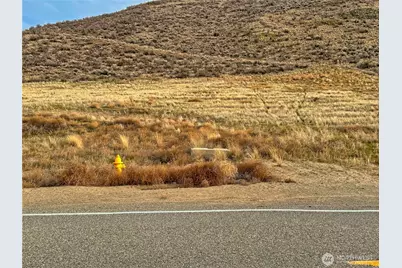 323 Eastlake Road #B, Oroville, WA 98844 - Photo 11