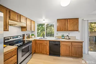 3001 Smithers Ct S, Renton, WA 98055 - Photo 7