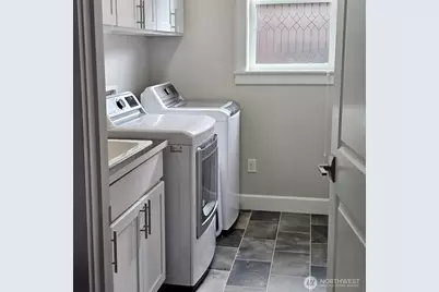 9527 Bowthorpe Street SE, Olympia, WA 98513 - Photo 17