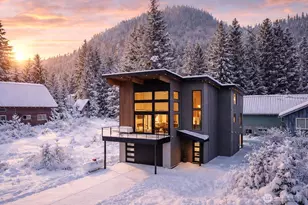 811 E Hyak Dr, Snoqualmie Pass, WA 98068 - Photo 1