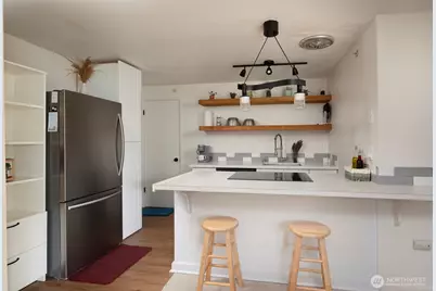 1199 SE 9th Avenue #206, Oak Harbor, WA 98277 - Photo 11