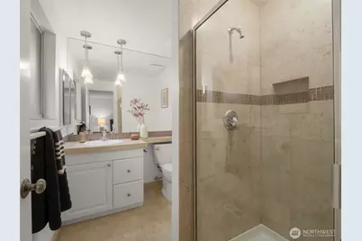 14415 NE 66th Court, Redmond, WA 98052 - Photo 17