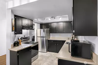 1211 N 8th Street #2, Mount Vernon, WA 98273 - Photo 3