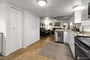 6015 79th St E, Puyallup, WA 98371 - Photo 11