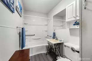 25193 Walker Valley Rd, Mount Vernon, WA 98274 - Photo 13