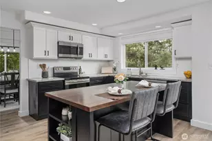 9906 328th St E, Graham, WA 98338 - Photo 11