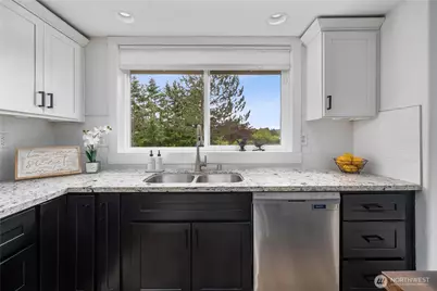 9906 328th Street E, Graham, WA 98338 - Photo 7