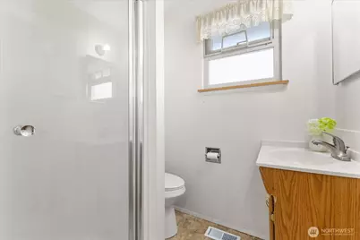 18921 34th Avenue S, SeaTac, WA 98188 - Photo 15