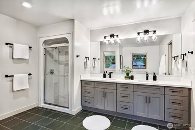 11551 34th Avenue NE, Seattle, WA 98125 - Photo 33