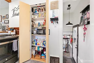 2920 Elm St, Bellingham, WA 98225 - Photo 17