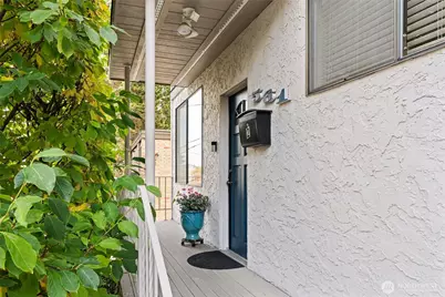 561 Lee Street, Seattle, WA 98109 - Photo 27