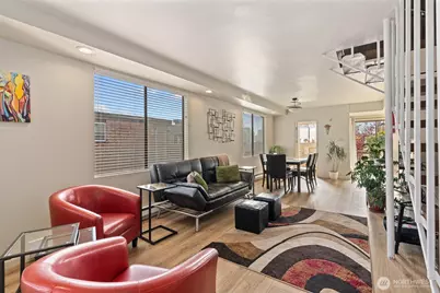 561 Lee Street, Seattle, WA 98109 - Photo 7