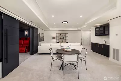 9234 NE 25th Street, Clyde Hill, WA 98004 - Photo 27